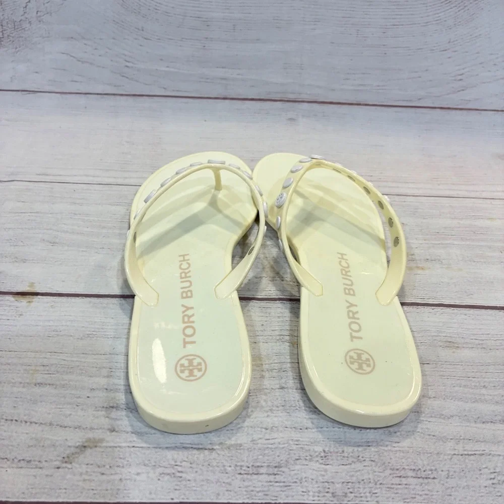 Tory Burch Studded Jelly Thong Flip Flops Womens 6 Cream Logo Sandals Waterproof